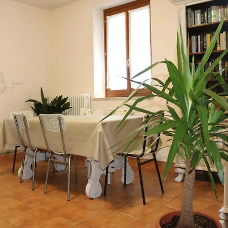 Apartment With Pool In Lazise-gardasee 57800