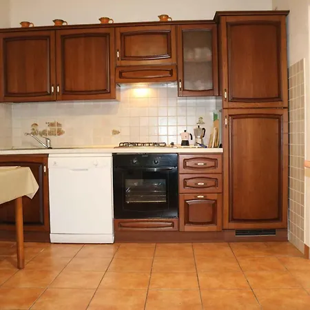 With Pool In Lazise-gardasee 57800 Appartamento Lazise